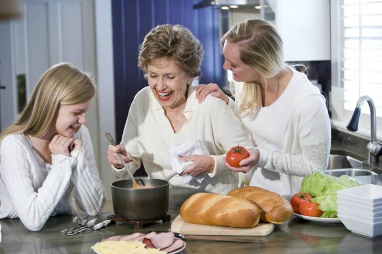 Home Health Care in South Park PA: Brighten Your Senior’s Day